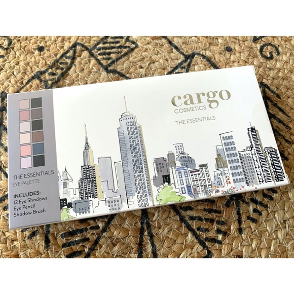 CARGO The Essentials Eyeshadow Palette BNIB - Picture 2 of 4